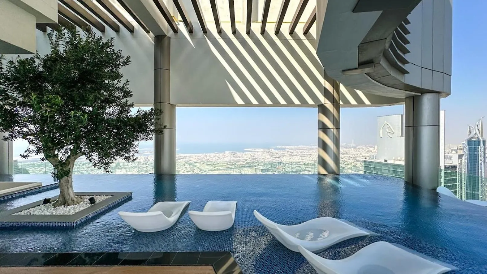 Apartment High Floor 2 Bedroom Gem - Burj Khalifa Views Dubai